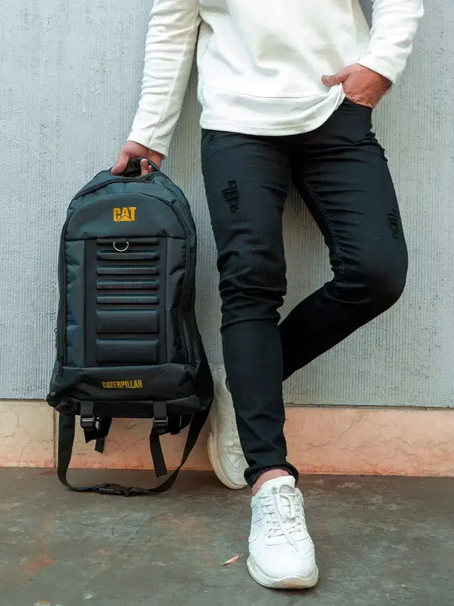 کوله پشتی سفری و کوهنوردی|کیف، کفش، کمربند|شیراز, زرهی|دیوار