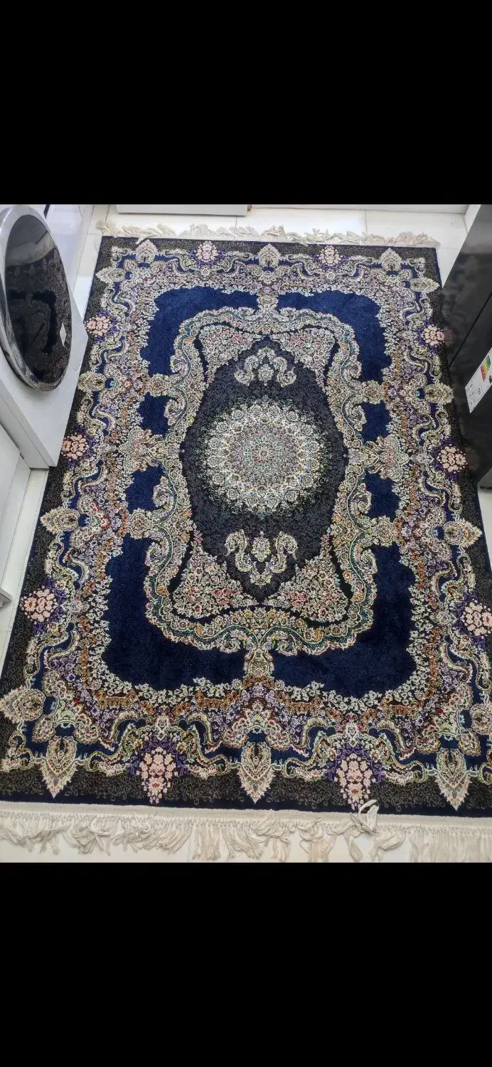 قالی در حد نو|فرش|اهواز, گلستان|دیوار