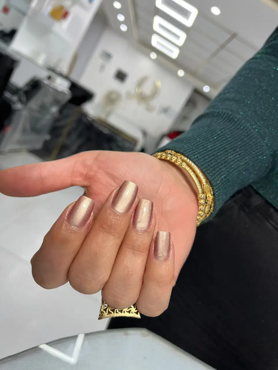 خدمات ناخن عید|خدمات آرایشگری و زیبایی|مراغه, |دیوار