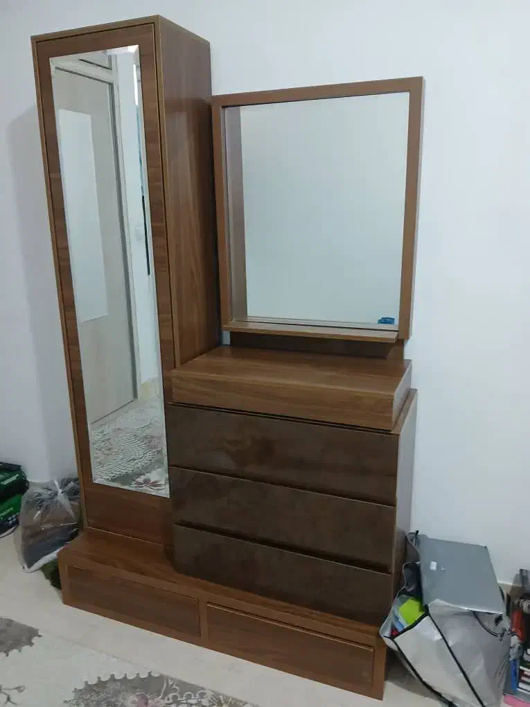 سرویس خواب همش نو زیاد استفاده نشده|تخت و سرویس خواب|اشتهارد, |دیوار