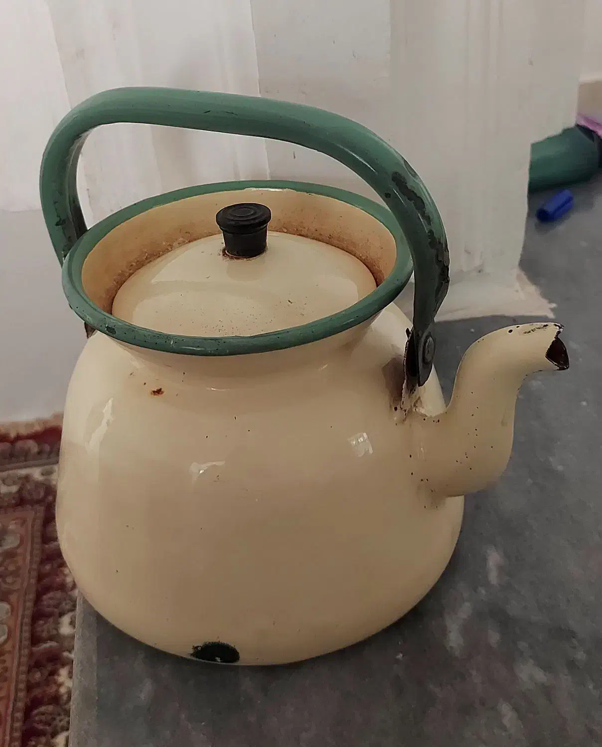 کتری نوستالژی|کلکسیون اشیاء عتیقه|تربت‌حیدریه, شهید قرنی|دیوار