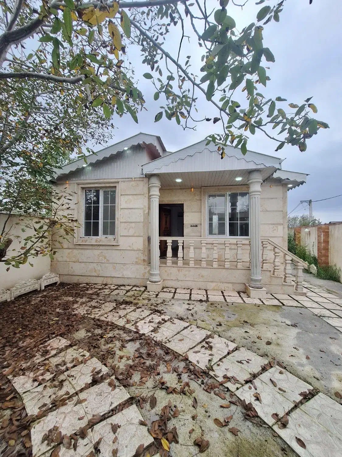 ویلا نوساز ۲۰۰متری دل طبیعت/آناملک|فروش خانه و ویلا|خشکبیجار, |دیوار