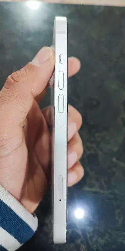 آیفون ۱۳ normal|موبایل|کوهدشت, |دیوار