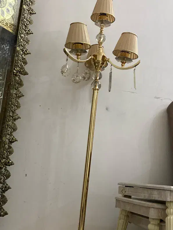 اباژور جدید رنگ ثابت ۴لامپه|چراغ خواب و آباژور|زنجان, |دیوار