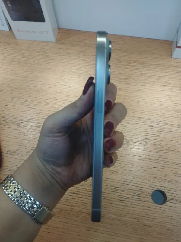 Iphone 15 promax آیفون 15|موبایل|اصفهان, گلزار|دیوار