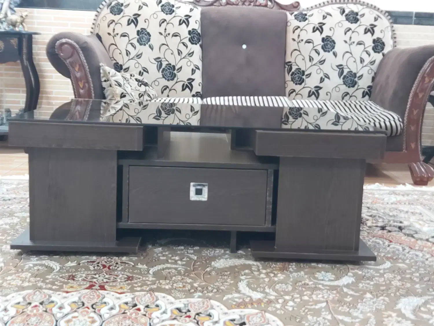 مبل،  جلومبلی، تخت خواب تک نفره|مبلمان خانگی و میز عسلی|شوش, |دیوار