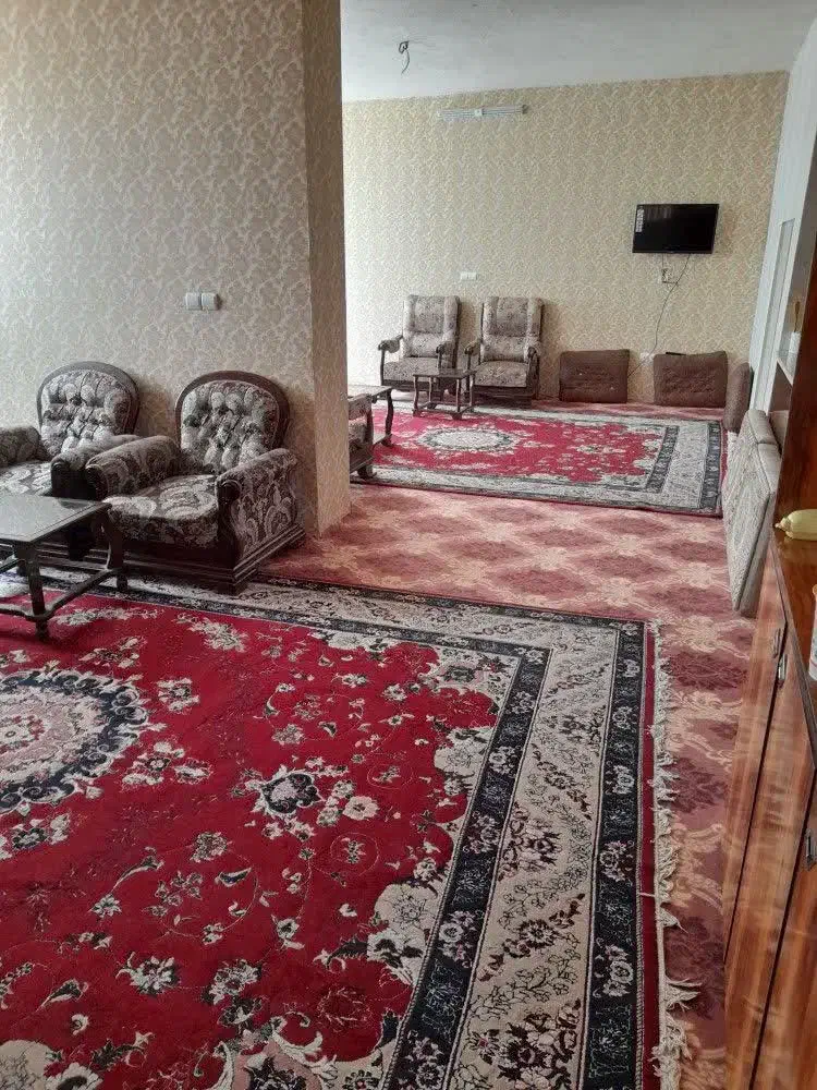 سوییت مرکزی زیرزمین دربست|اجارهٔ کوتاه‌مدت آپارتمان و سوئیت|یزد, |دیوار