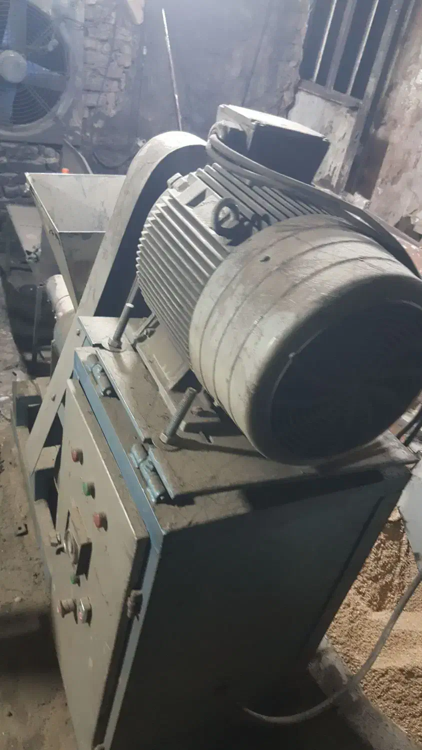 دستگاه زغال|ماشین‌آلات صنعتی|سبزوار, قصبه شرقی|دیوار