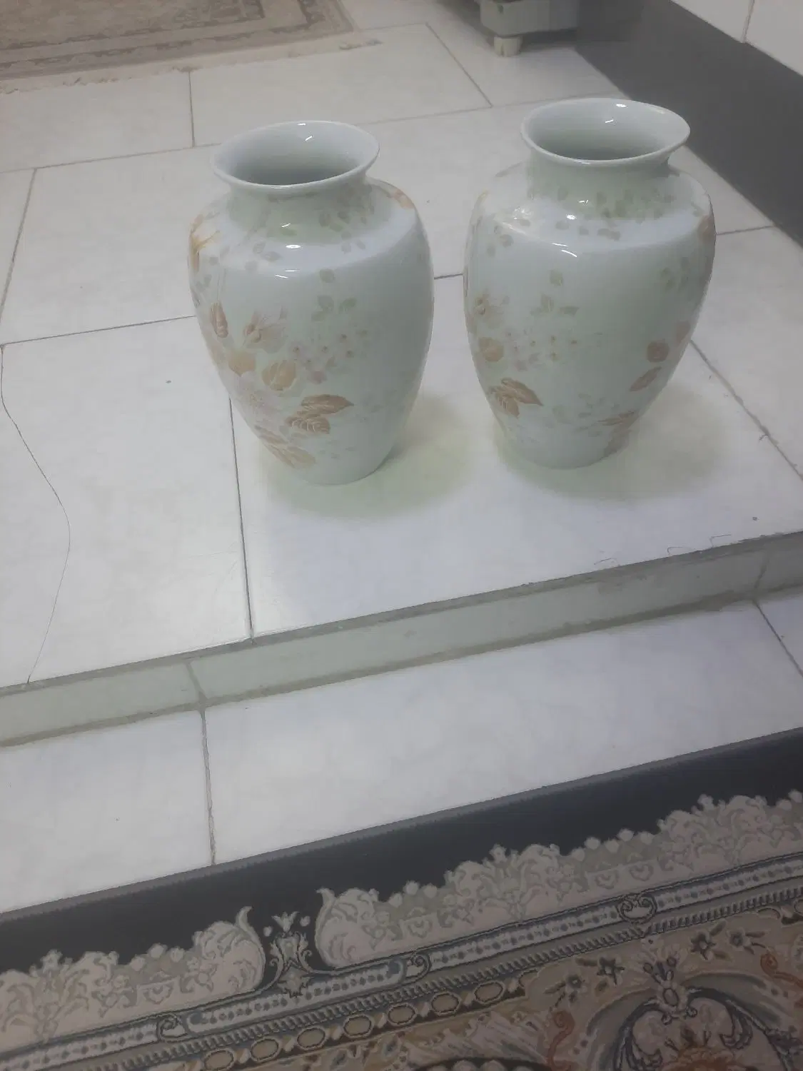 گلدان چینی|صنایع دستی و سایر لوازم تزئینی|تهران, خانی آباد نو شمالی|دیوار