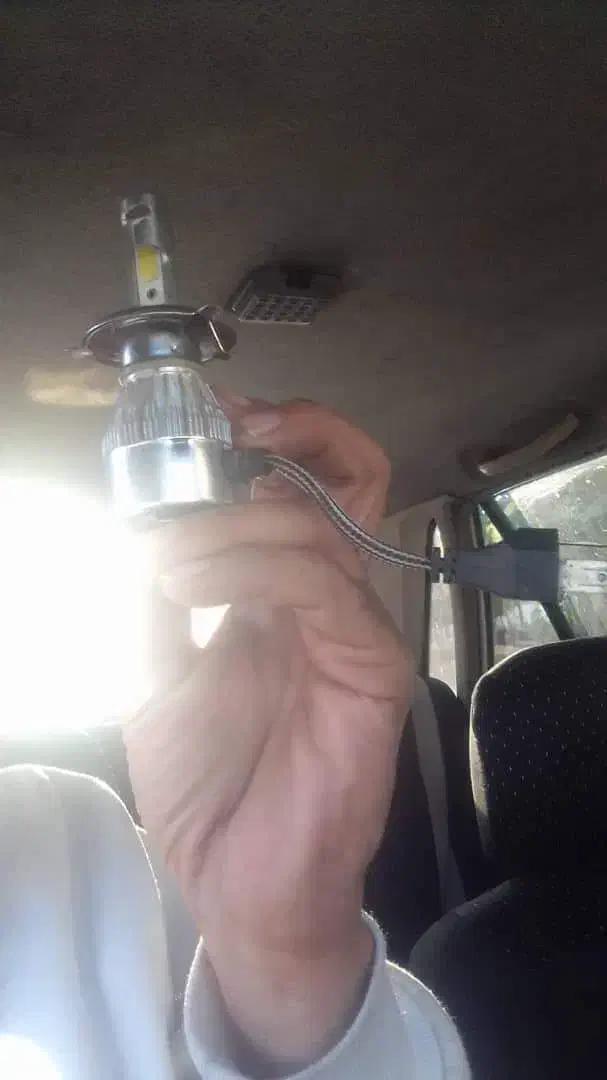 هدلایت|قطعات یدکی و لوازم جانبی|فولادشهر, پارک کوهستان|دیوار