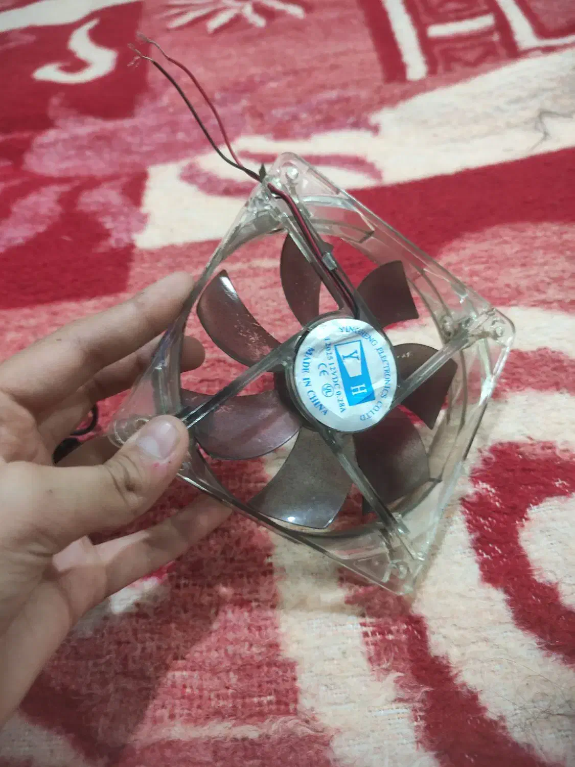 فن خنک کننده|پنکه و تصفیه‌کنندهٔ هوا|اراک, |دیوار