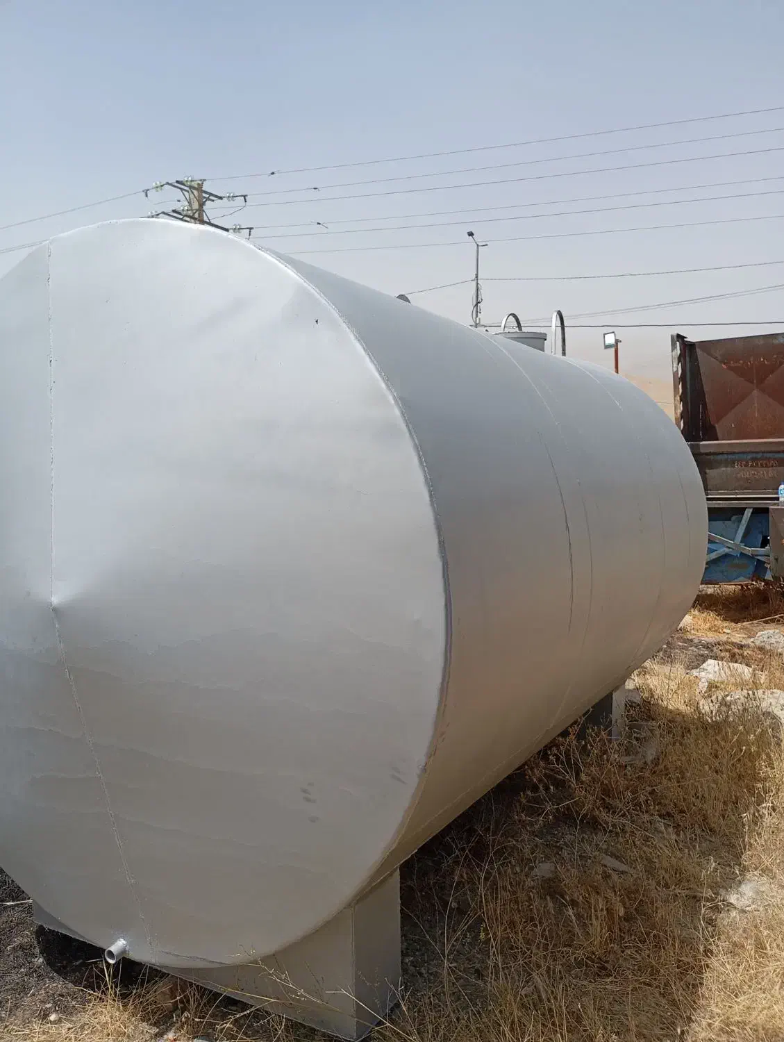 یک عدد تانکر ده هزار لیتری صفر|مصالح و تجهیزات ساختمان|پیرانشهر, |دیوار