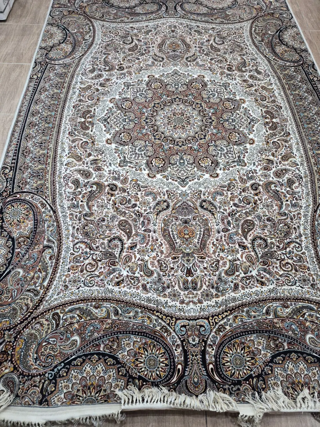 فرش|فرش|رشت, جهاد|دیوار