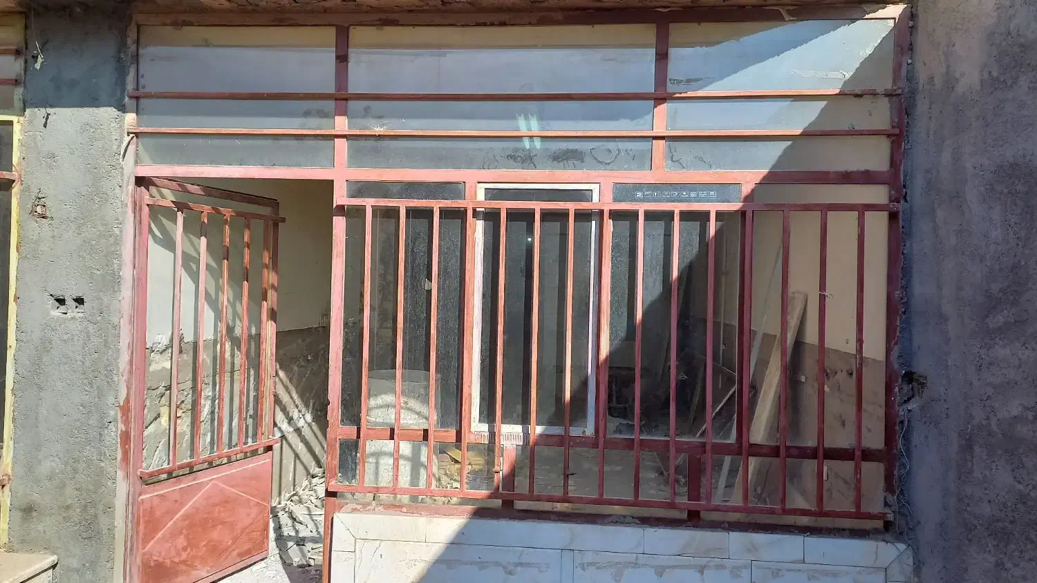 درب پنجر اهنی|مصالح و تجهیزات ساختمان|نجفآباد, صالح آباد|دیوار