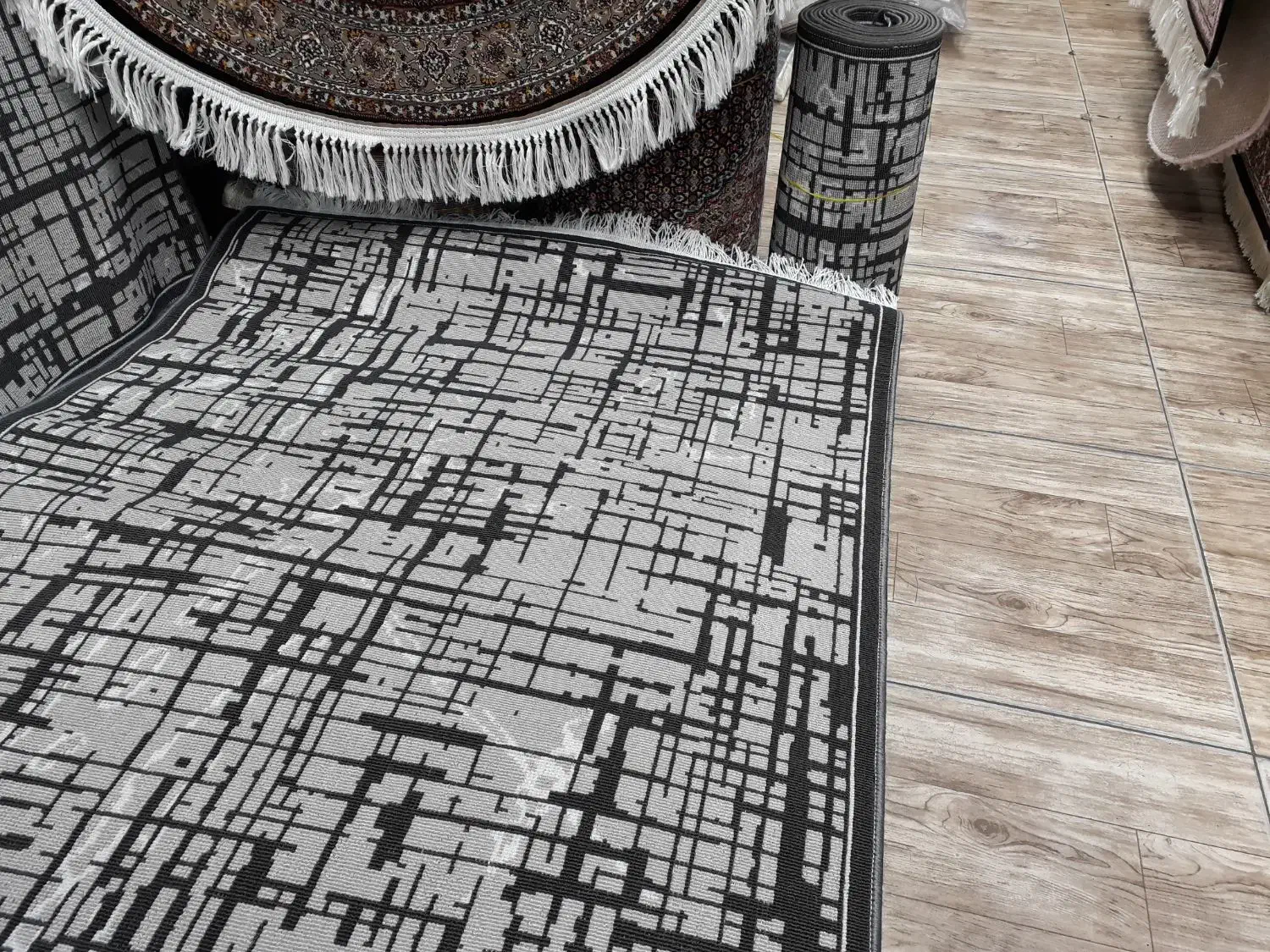 فرش آشپزخانه گلیم طوسی سبک وزن ۱×۱/۵ و دایره|فرش|تبریز, |دیوار