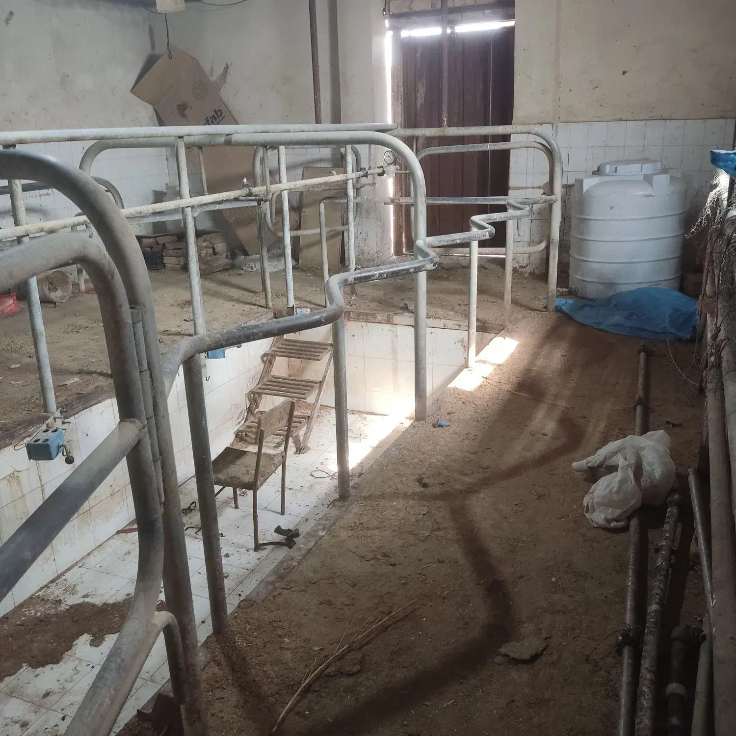 فرم شیردوشی تجهیزات دامداری شیردوش|عمده‌فروشی|احمدآبادمستوفی, |دیوار