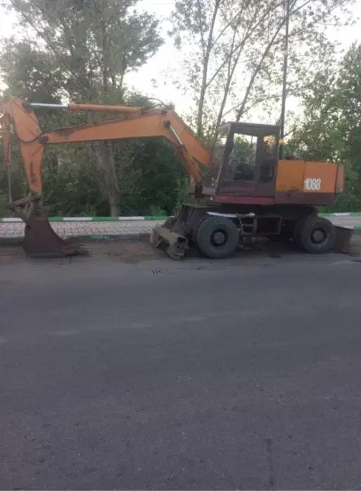 جذب راننده بنز ده چرخ کمپرسی|استخدام حمل و نقل|رشت, رودباری|دیوار