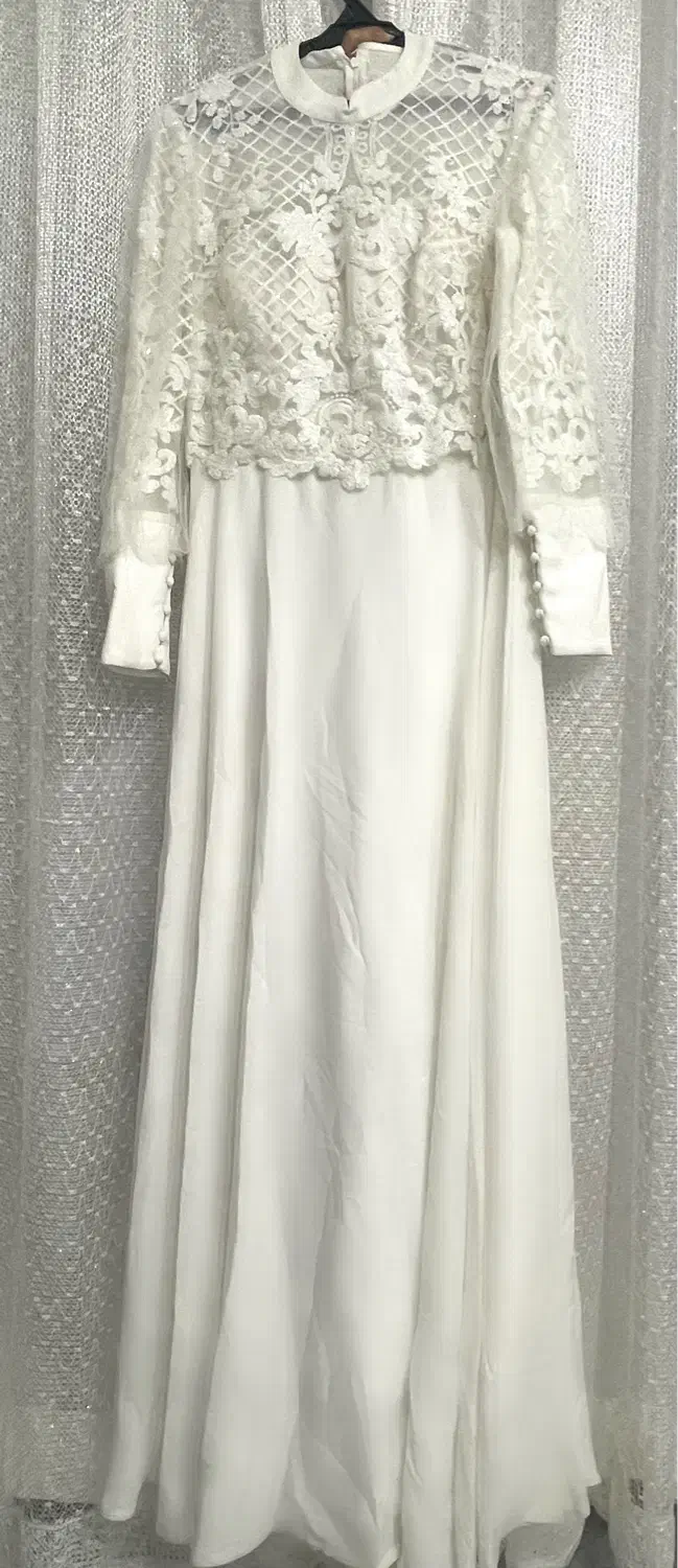 لباس عقد|لباس|لاهیجان, انقلاب|دیوار