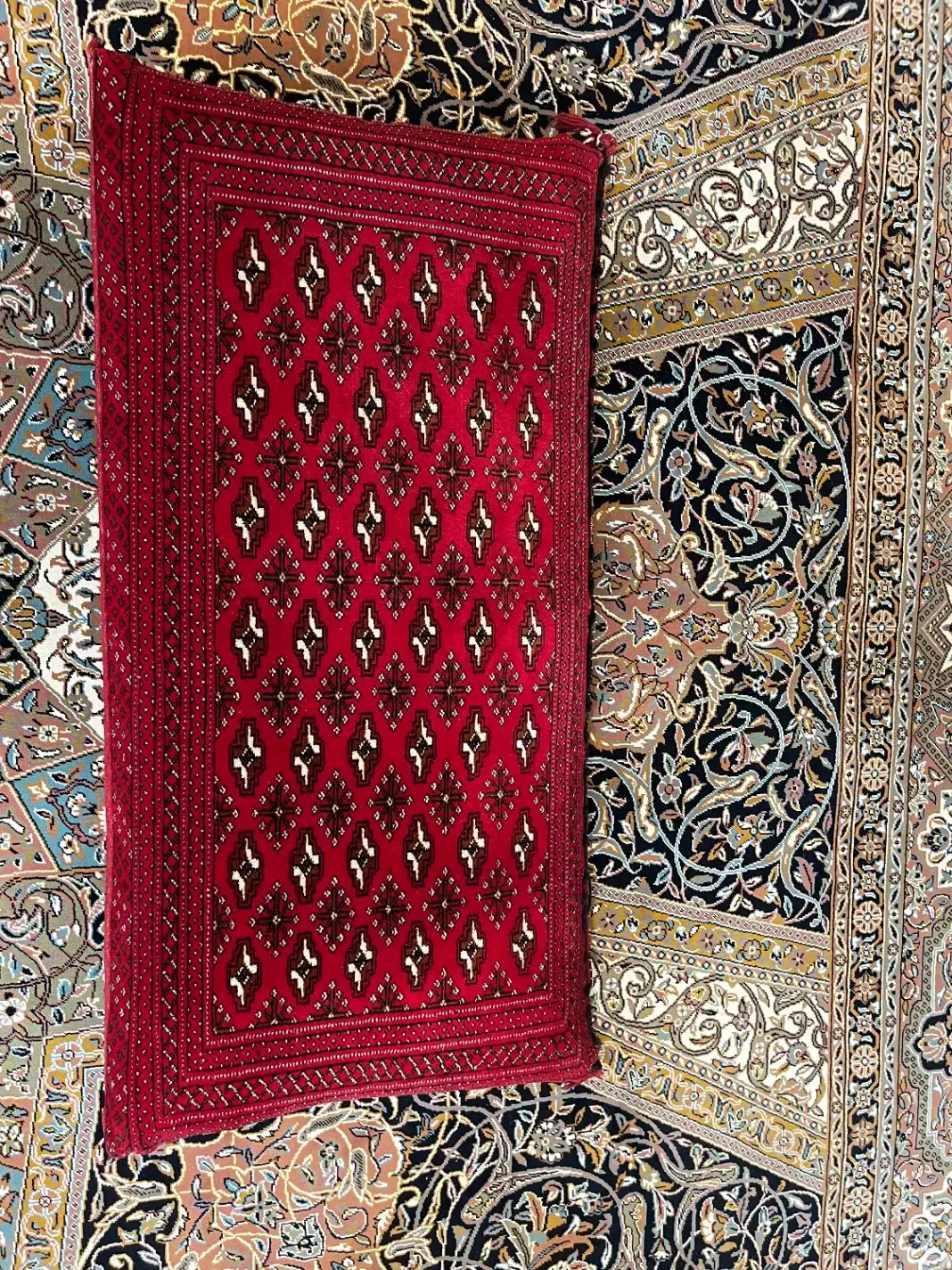 فروش یک جفت پشتی دستباف ترکمن|پشتی|مشهد, هفت تیر (آب و برق)|دیوار