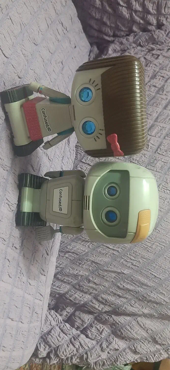 عروسک ربات خارجی زیبا و سبک|اسباب‌‌بازی|تهران, هاشمی|دیوار