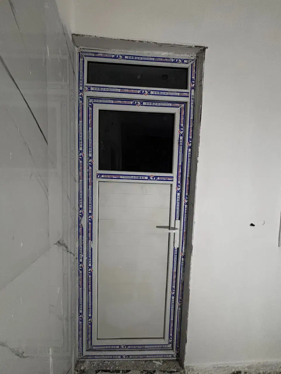 درب و پنجره یو پی وی سی فروش اقساط بهترین متریال|مصالح و تجهیزات ساختمان|اهواز, فدک|دیوار