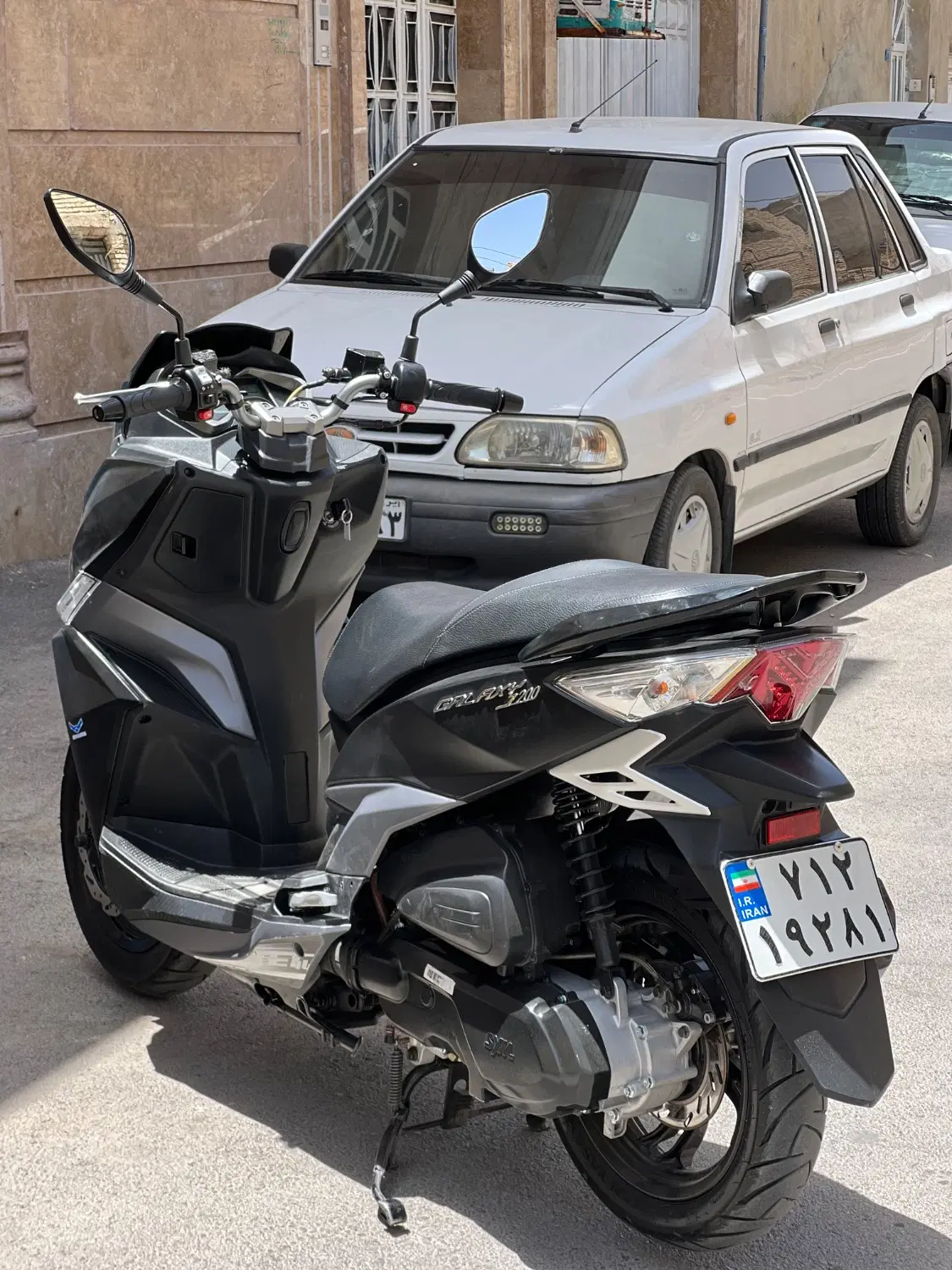 j200مدل ۱۴۰۴|موتورسیکلت|شیراز, کوشک میدان|دیوار
