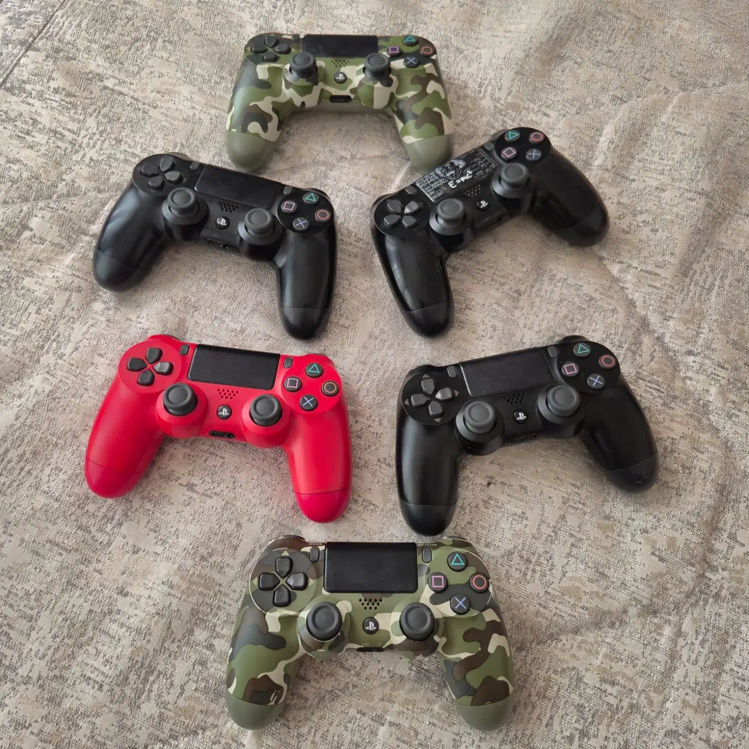 دسته ps4|کنسول، بازی ویدئویی و آنلاین|پاکدشت, خاتون آباد|دیوار