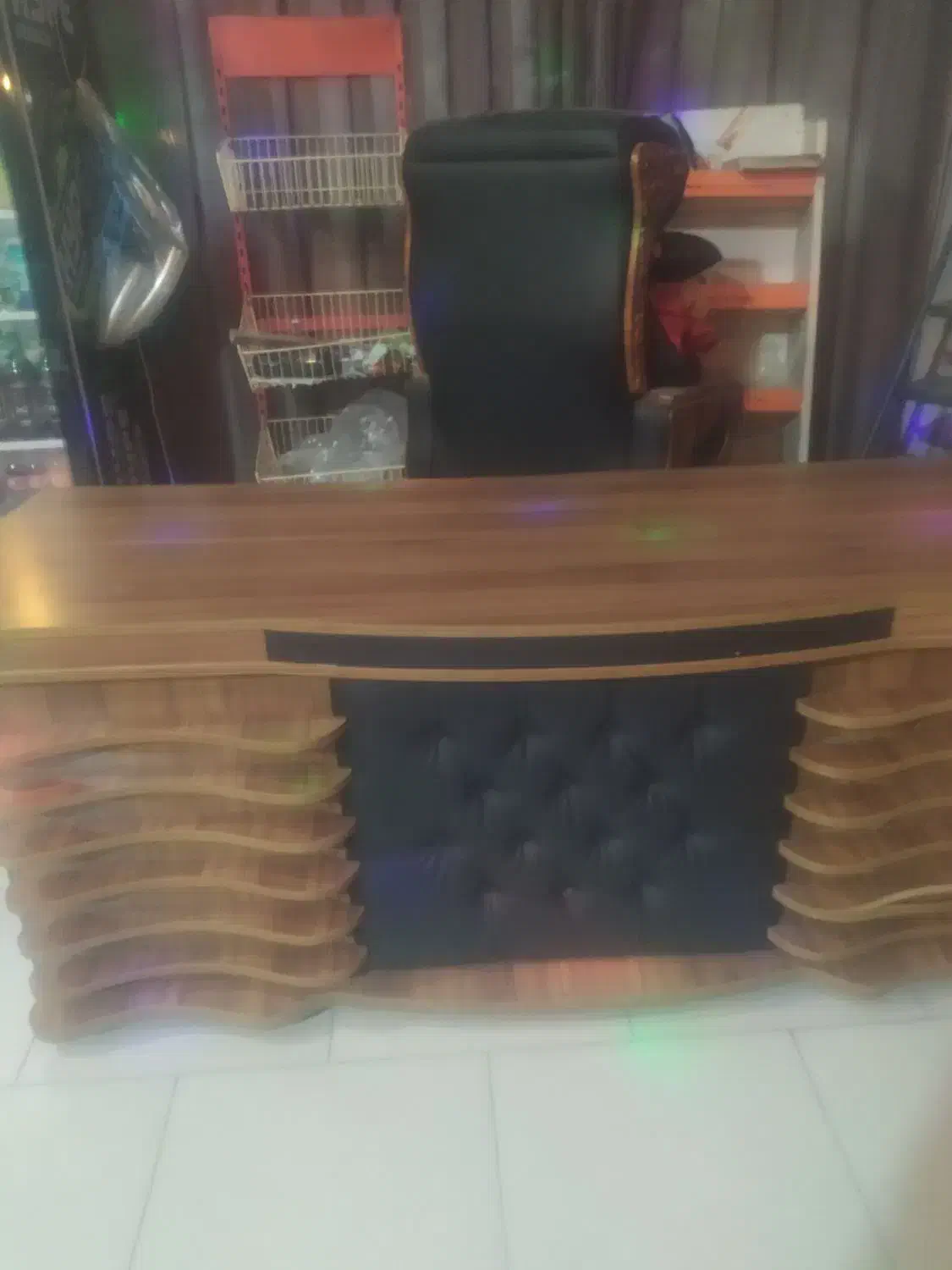 فروش وسایل کافه میز مدیریت تخت سنتی|کافی‌شاپ و رستوران|چهارباغ, |دیوار