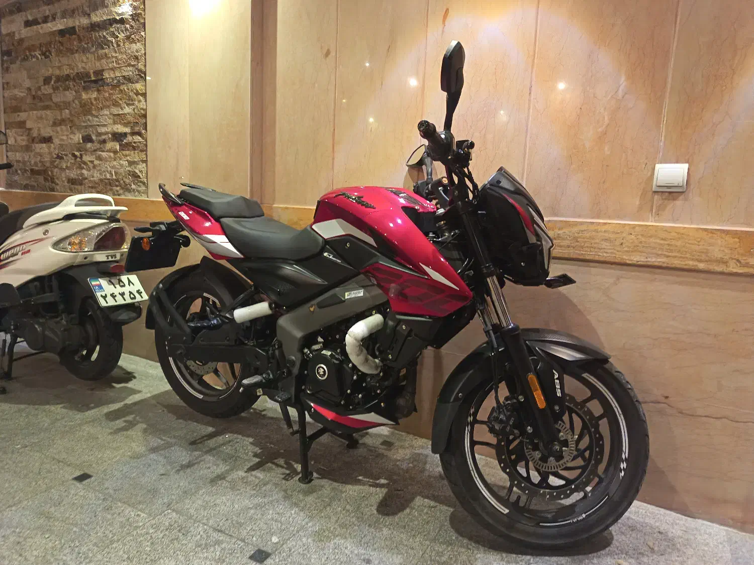 پالس NS200 مدل ۱۴۰۴|موتورسیکلت|تهران, ارم|دیوار