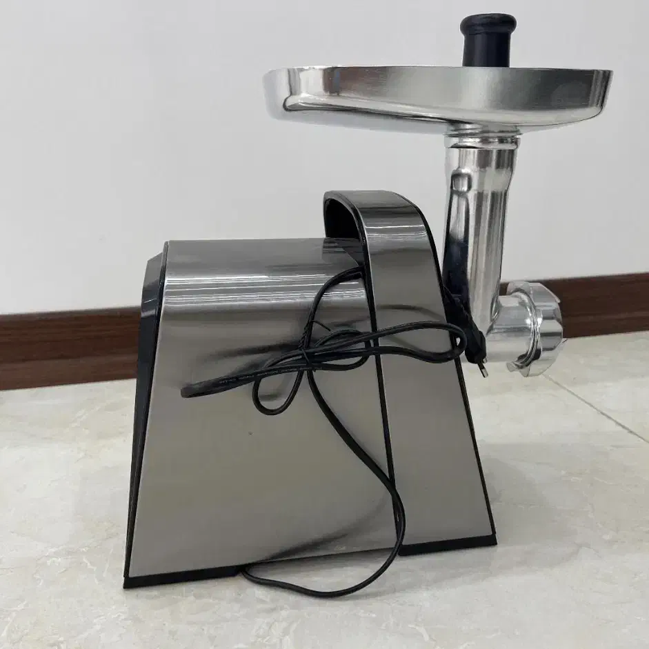 چرخ کوشت بونیتو bonito|خردکن، آسیاب، غذاساز|سبزوار, قصبه غربی|دیوار