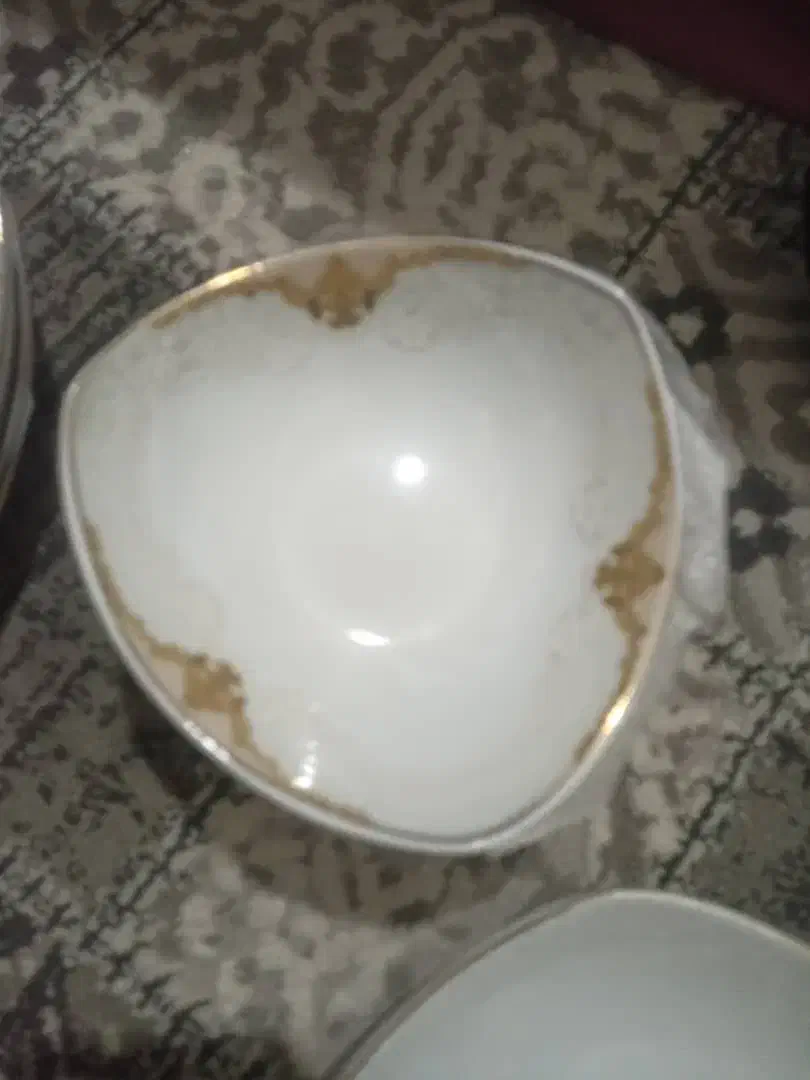 سرویس چینی۱۰۵ پارچه|ظروف سرو و پذیرایی|رباط‌کریم, نصیرشهر|دیوار