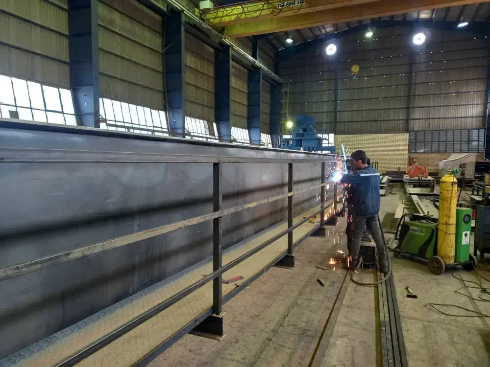 تعمیرات انواع جرثقیل سقفی|خدمات پیشه و مهارت|دهق, |دیوار