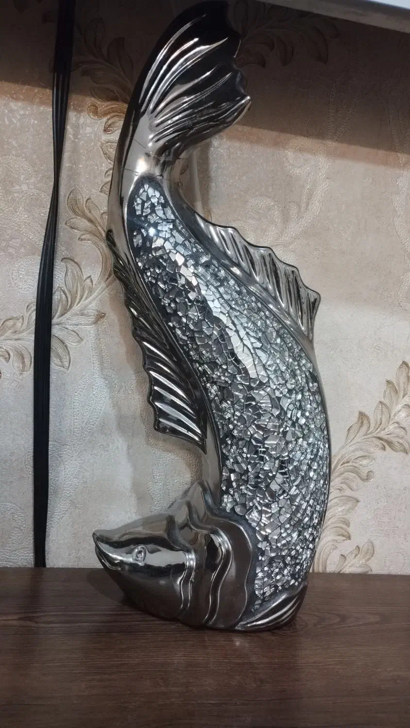 مجسمه ماهی اینه کاری زیبا|مجسمه، تندیس، ماکت|بروجرد, |دیوار