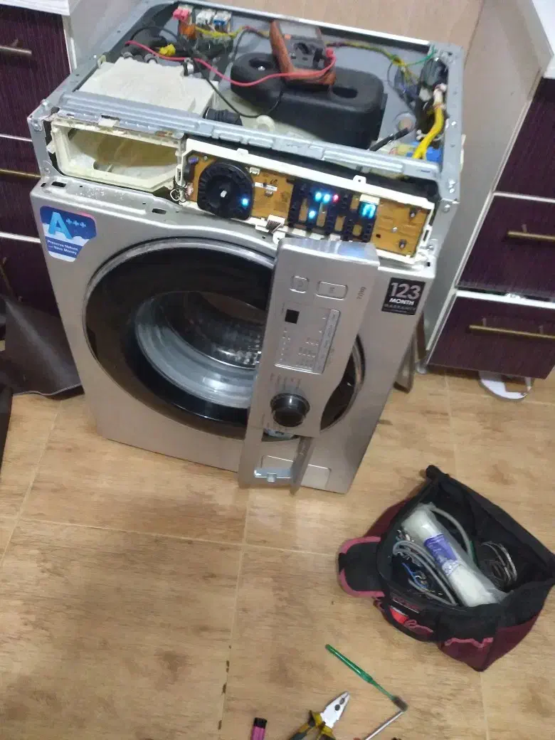 تعمیرات تخصصی برد لباسشویی و تمامی مشکل در منزل|خدمات پیشه و مهارت|رشت, یخسازی|دیوار