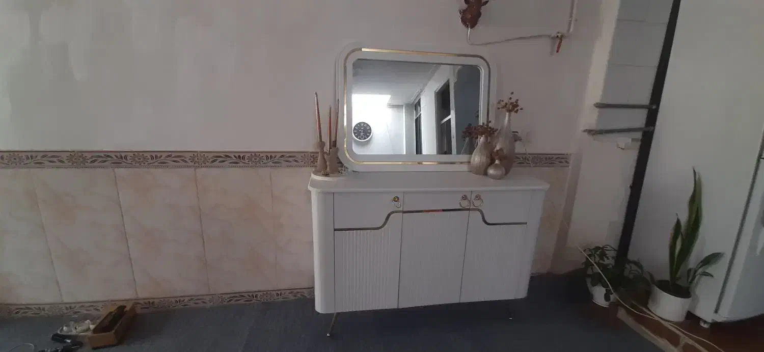 اینه کنسول|بوفه، ویترین، کنسول|کرمانشاه, |دیوار