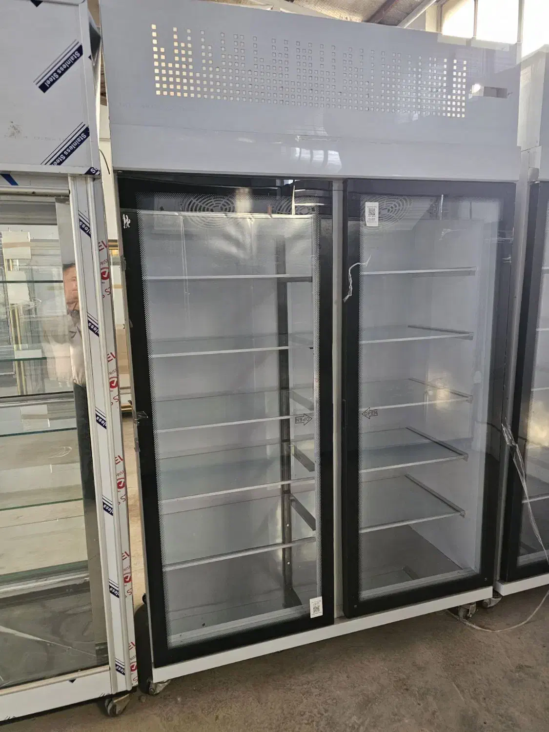 یخچال ایستاده قدی سفید|فروشگاه و مغازه|دیلم, |دیوار