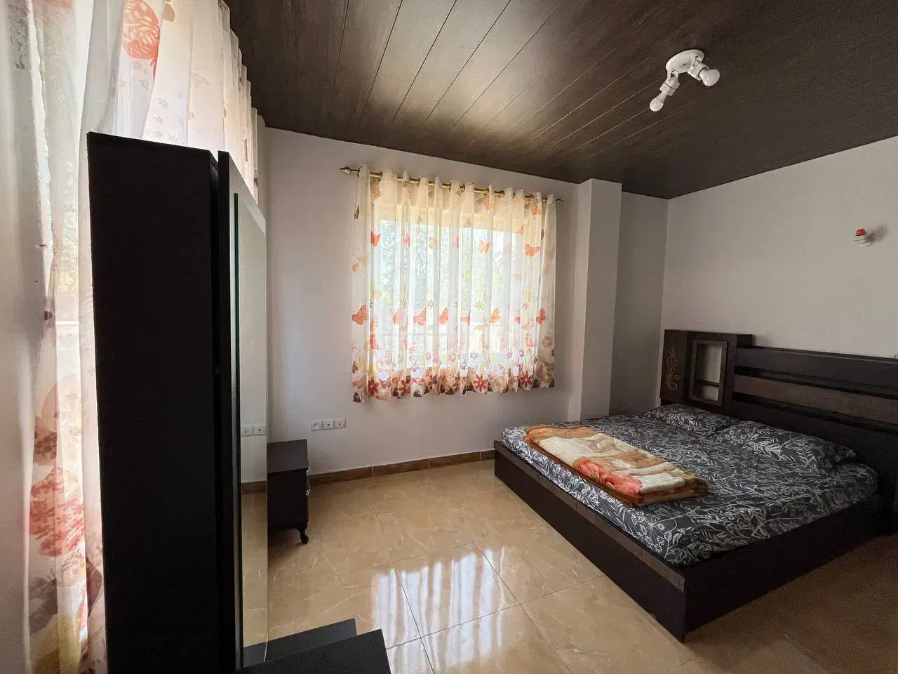 ویلا اجاره ای|اجارهٔ کوتاه‌مدت آپارتمان و سوئیت|بندر انزلی, چهارفریضه|دیوار