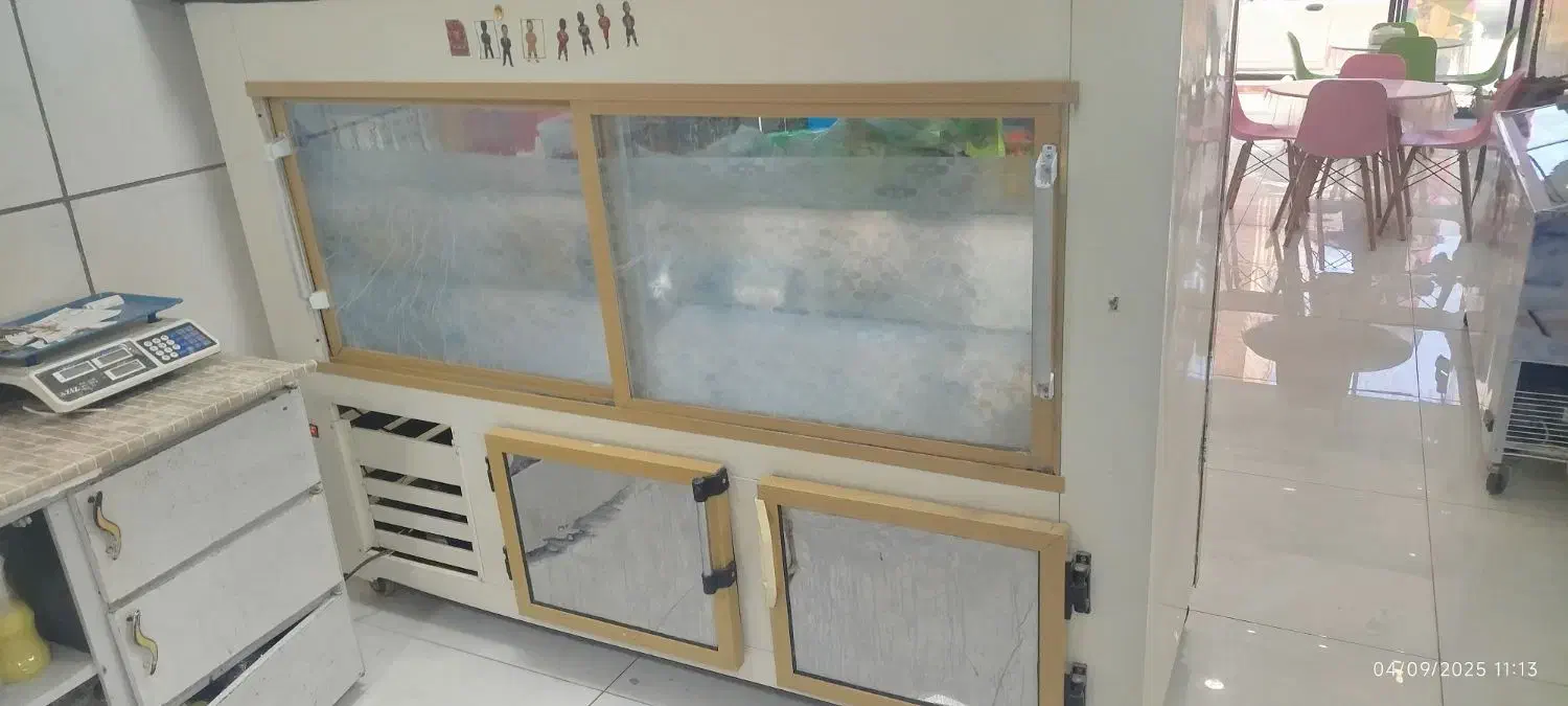 یخچال آکواریومی|کافیشاپ و رستوران|تربتحیدریه, ابوذر|دیوار