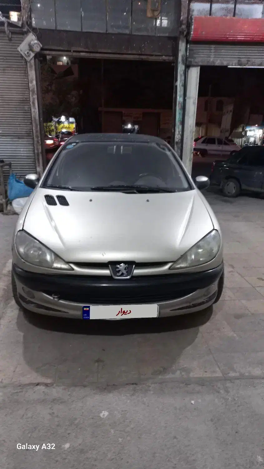 ۲۰۶ مدل ۸۲|خودرو سواری و وانت|خرمآباد, |دیوار