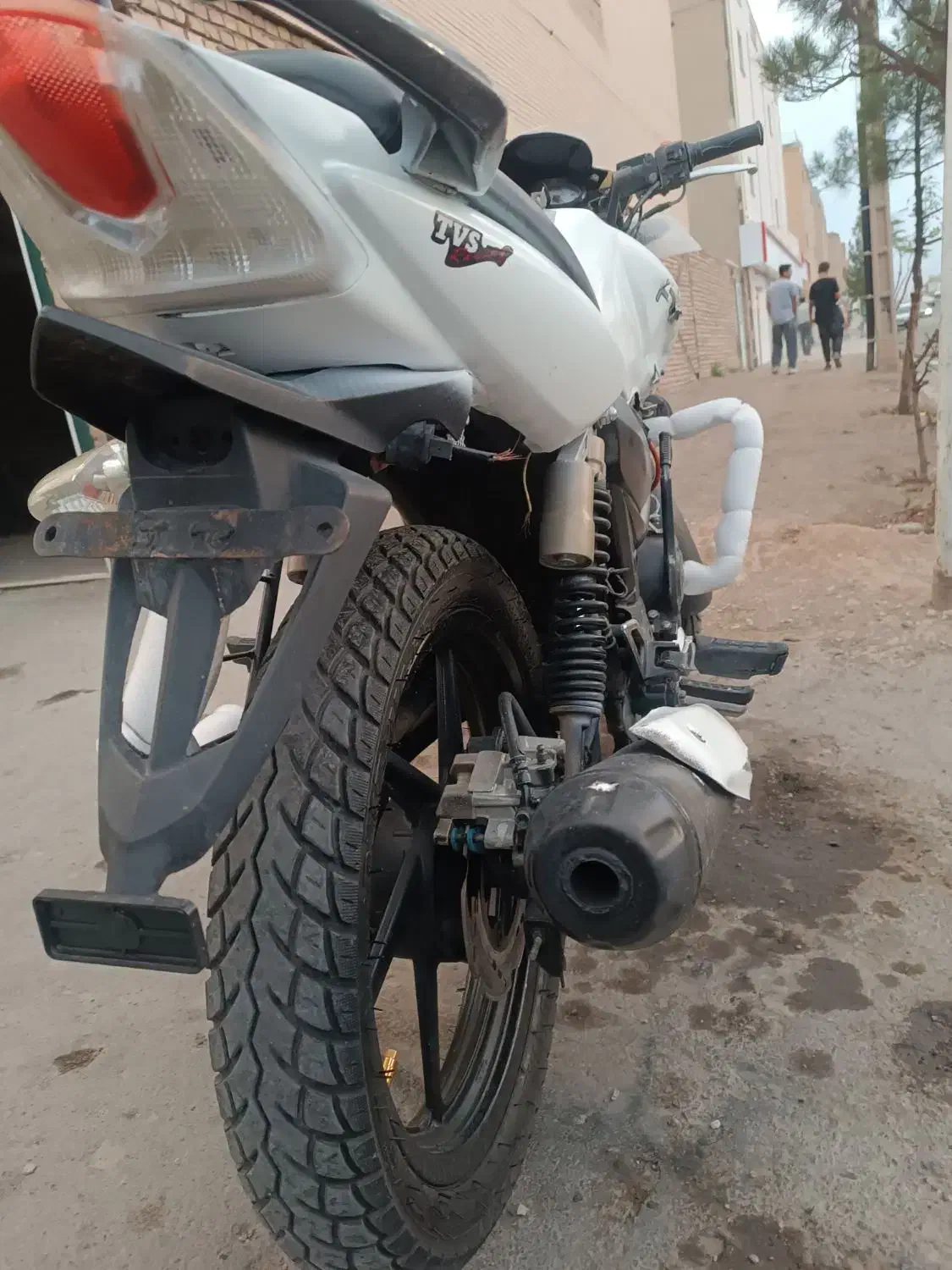 آپاچی180سی سی|موتورسیکلت|بیرجند, |دیوار