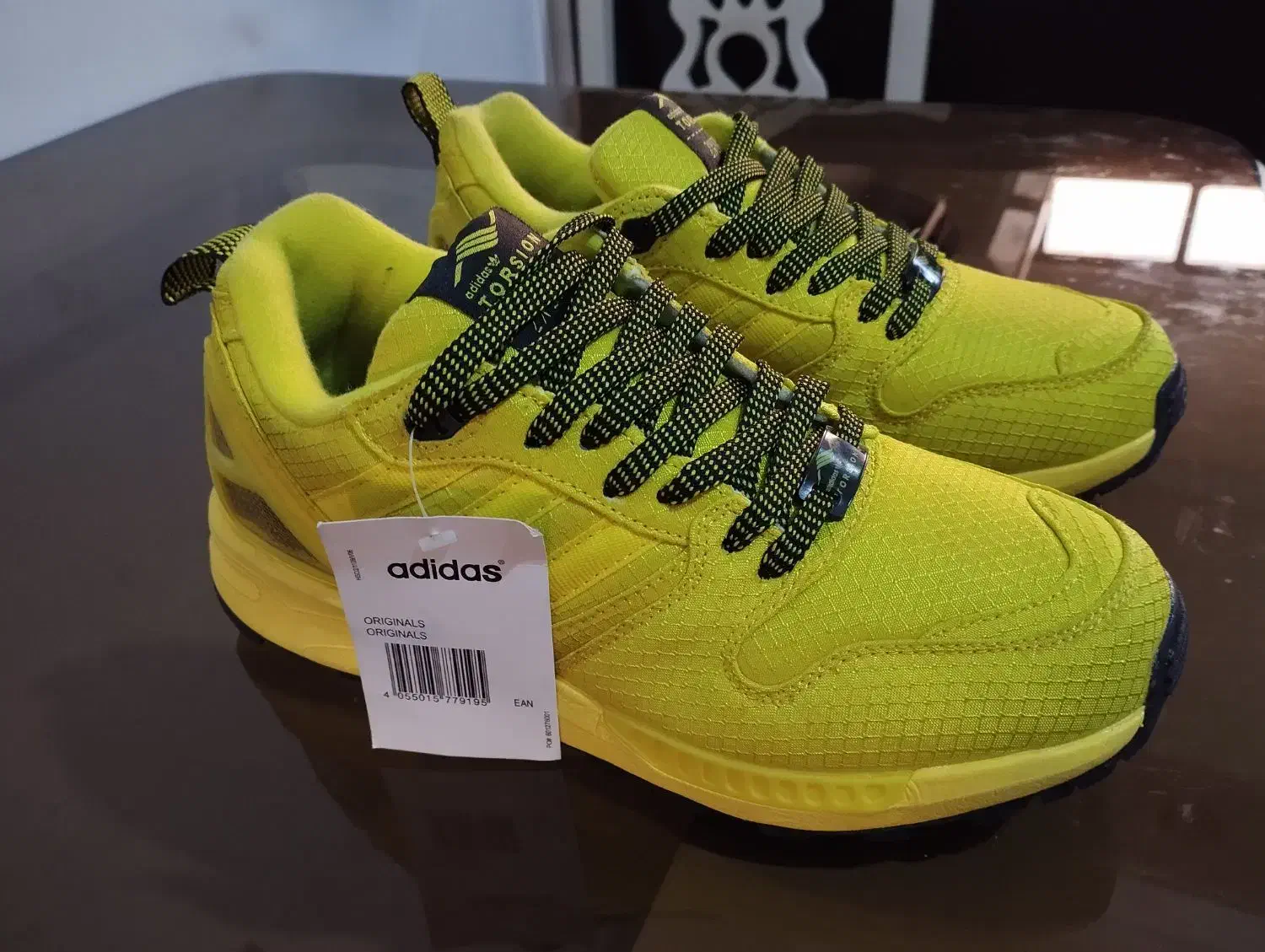 کتونی اورجینال ویتنام ZX5000 سایز 39|کیف، کفش، کمربند|رباط‌کریم, رباط‌کریم|دیوار