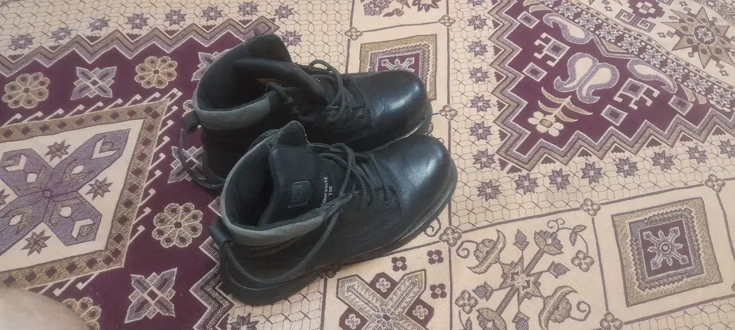 با سلام یه جفت پوت مدل کت بسیار خوش،پا|کیف، کفش، کمربند|اسلام‌شهر, شهرک سالور|دیوار