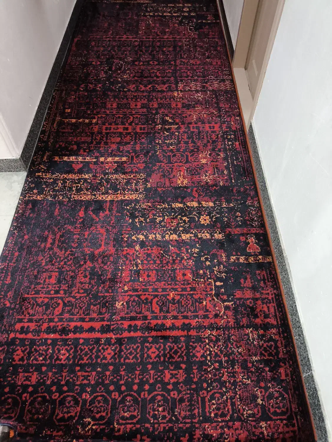 کناره راهرویی نو|فرش|ماهان, |دیوار