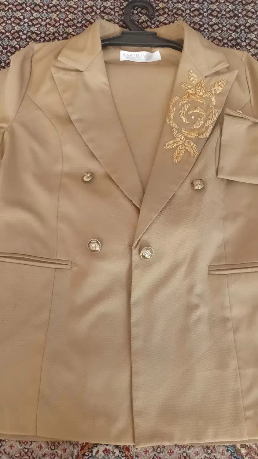 مانتوشلوار|لباس|اهر, |دیوار