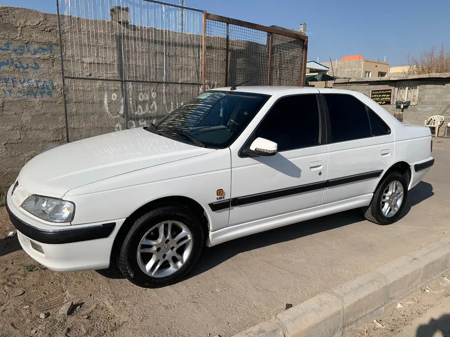 پارس تیوفایو در حد|خودرو سواری و وانت|سیرجان, |دیوار