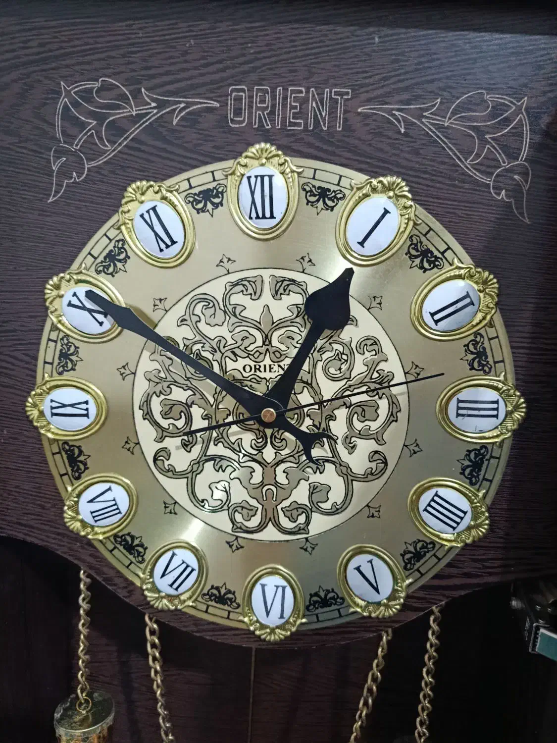 ساعت ایستاده سالم سالم|ساعت دیواری و تزئینی|آبیک, |دیوار