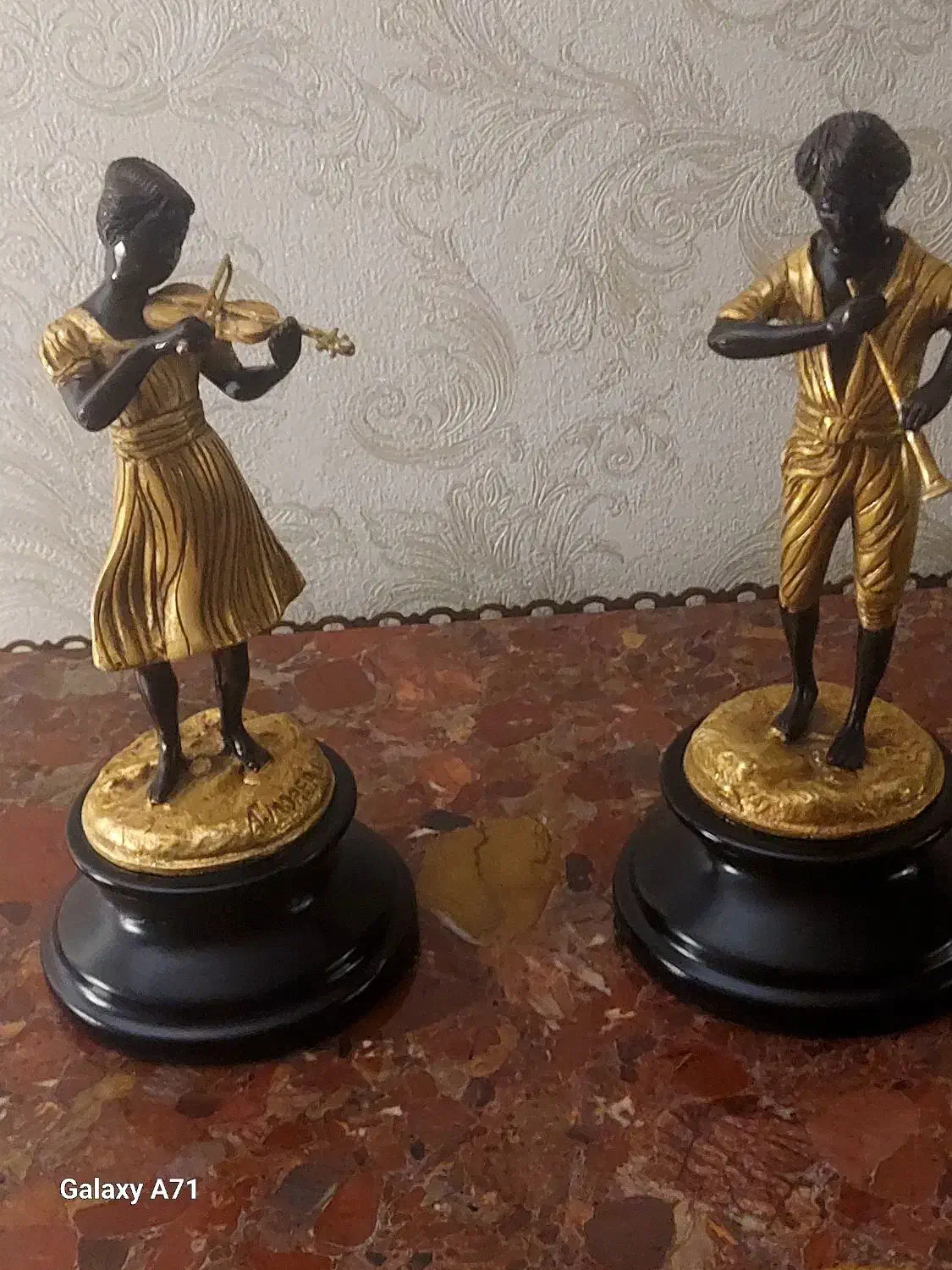 یکجفت مجسمه برنز زن ومرد به ارتفاع ۳۰|مجسمه، تندیس، ماکت|تهران, قلهک|دیوار