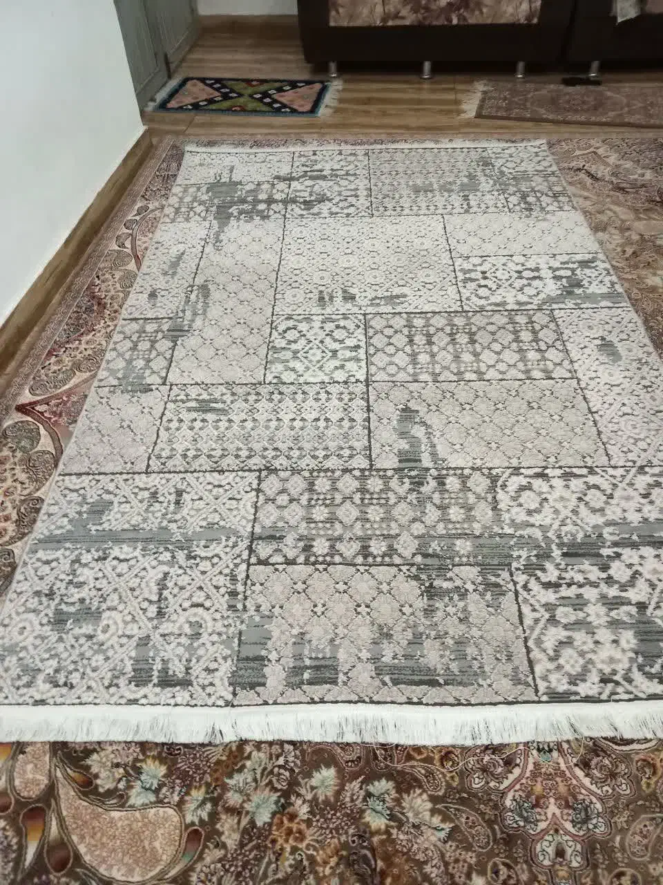 فرش فانتزی4متری|فرش|رشت, حومه رشت|دیوار