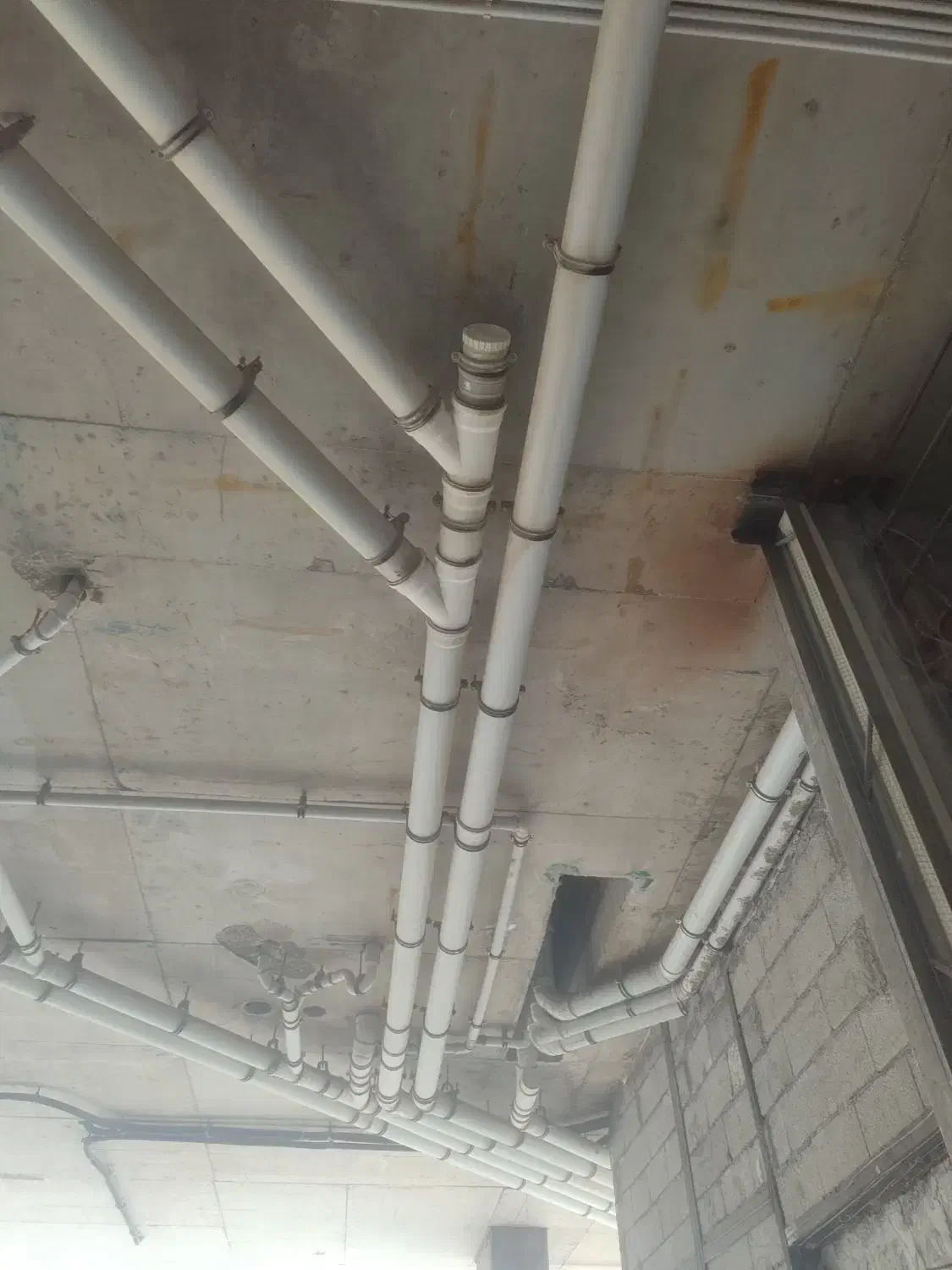 تعمیرات پمپ و اجرای تاسیسات آب و فاضلاب و بازسازی|خدمات پیشه و مهارت|کیش, |دیوار