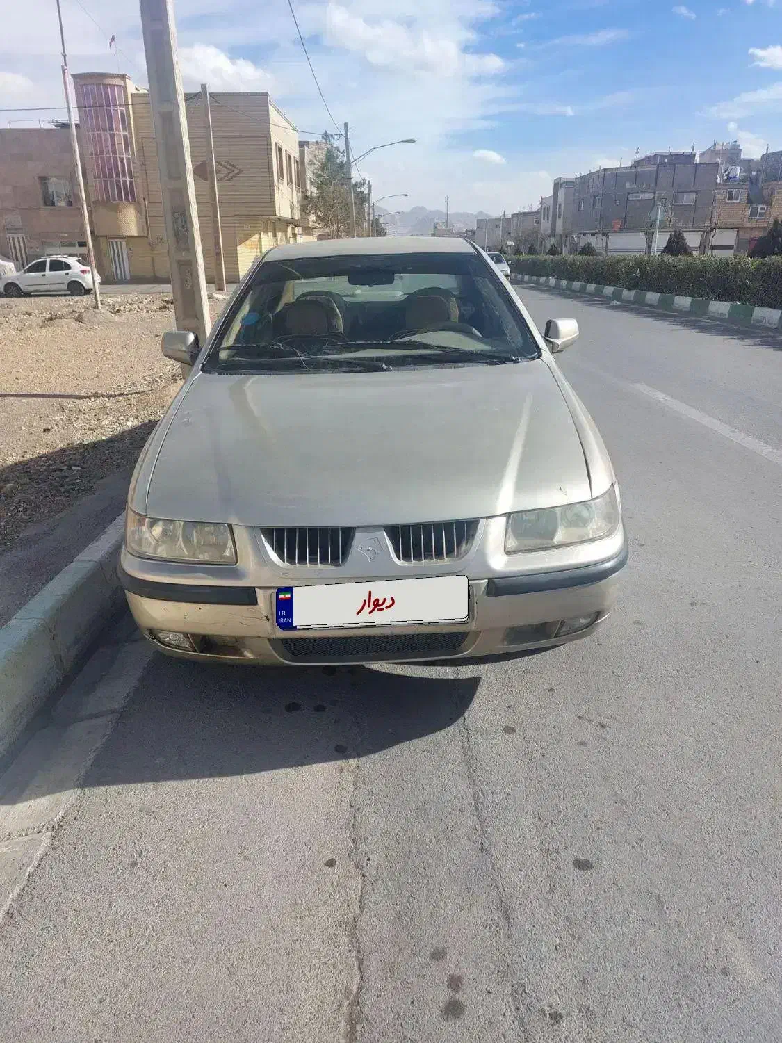 سمند بژ مدل ۸۳|خودرو سواری و وانت|خمینی‌شهر, |دیوار